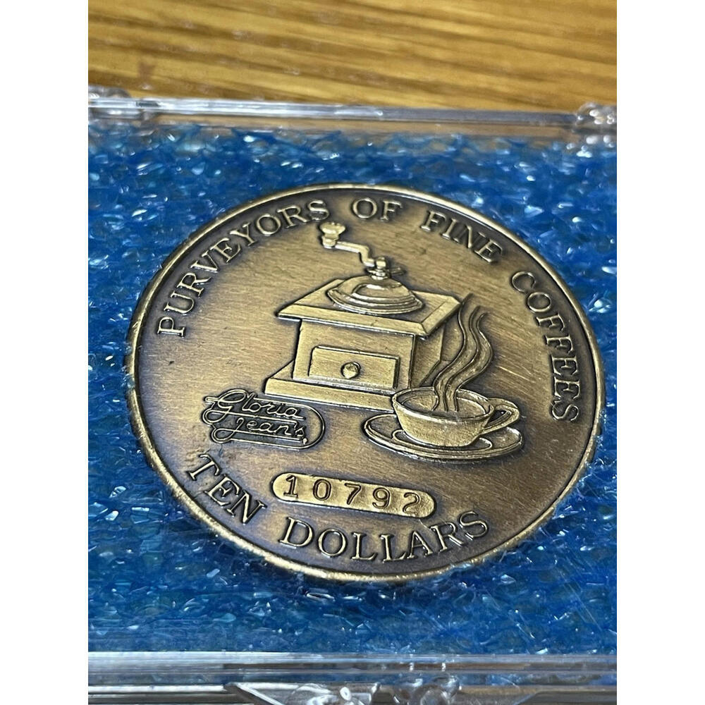 Gloria Jean's Purveyors of Fine Coffees Ten Dollar Merchandise Token Coin #10792